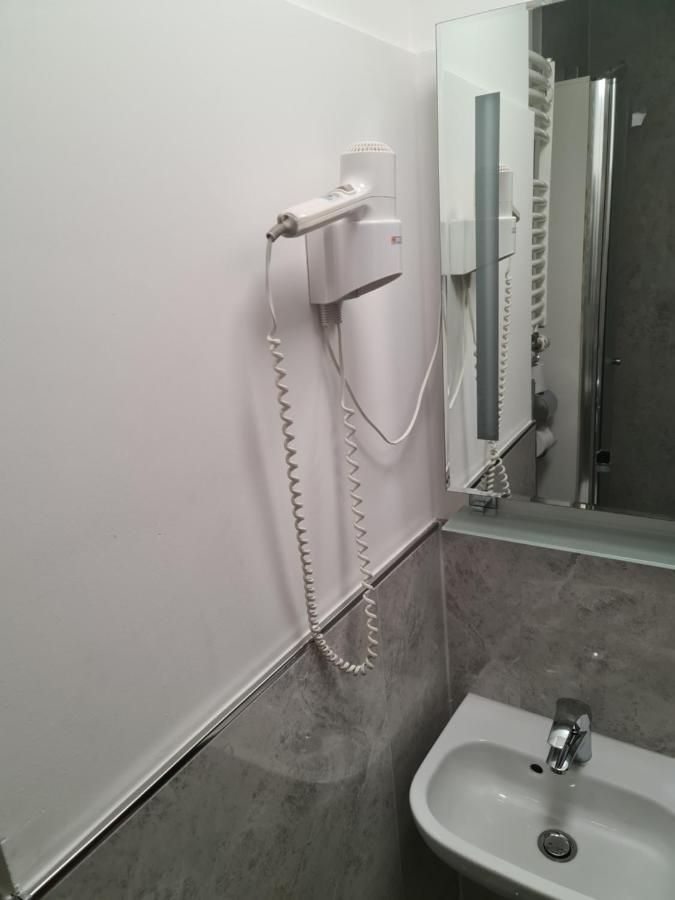 המבורג Altan Hotel מראה חיצוני תמונה