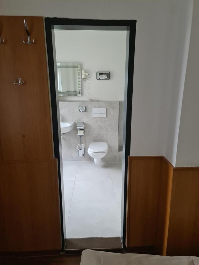 המבורג Altan Hotel מראה חיצוני תמונה