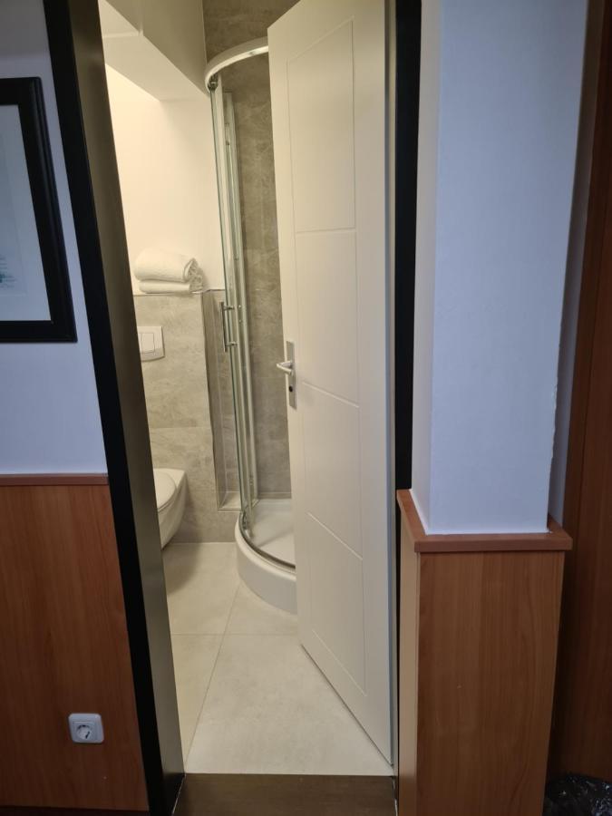 המבורג Altan Hotel מראה חיצוני תמונה