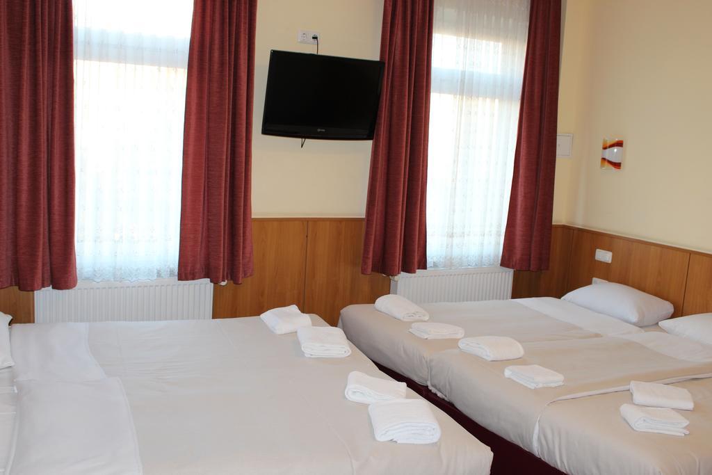 המבורג Altan Hotel חדר תמונה