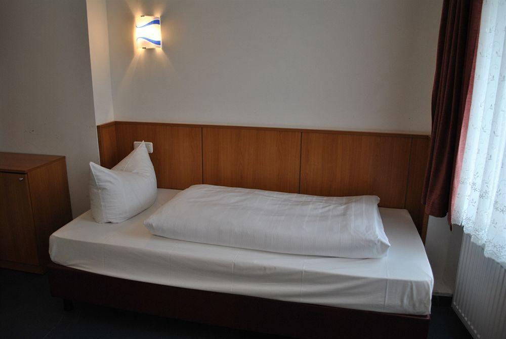 המבורג Altan Hotel מראה חיצוני תמונה