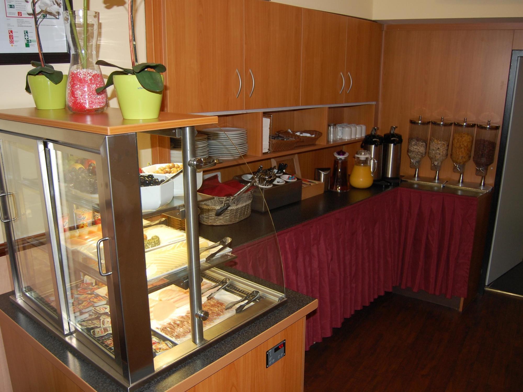המבורג Altan Hotel מראה חיצוני תמונה