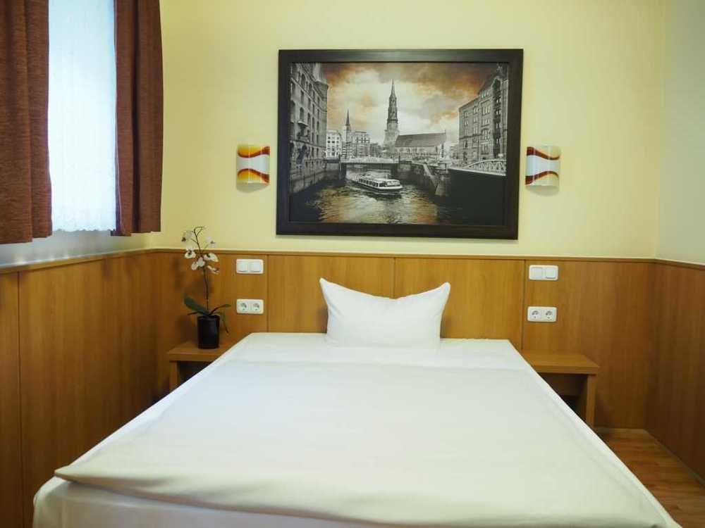המבורג Altan Hotel מראה חיצוני תמונה